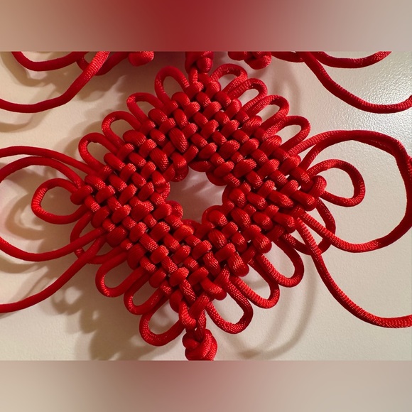 NWOT Authentic Traditional Chinese Knot Tassel Ornament Approximately 38”x 10” - Picture 4 of 4